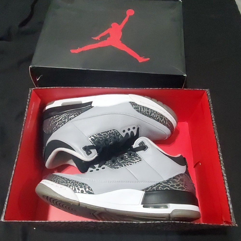 Jordan retro 3 wolf grey